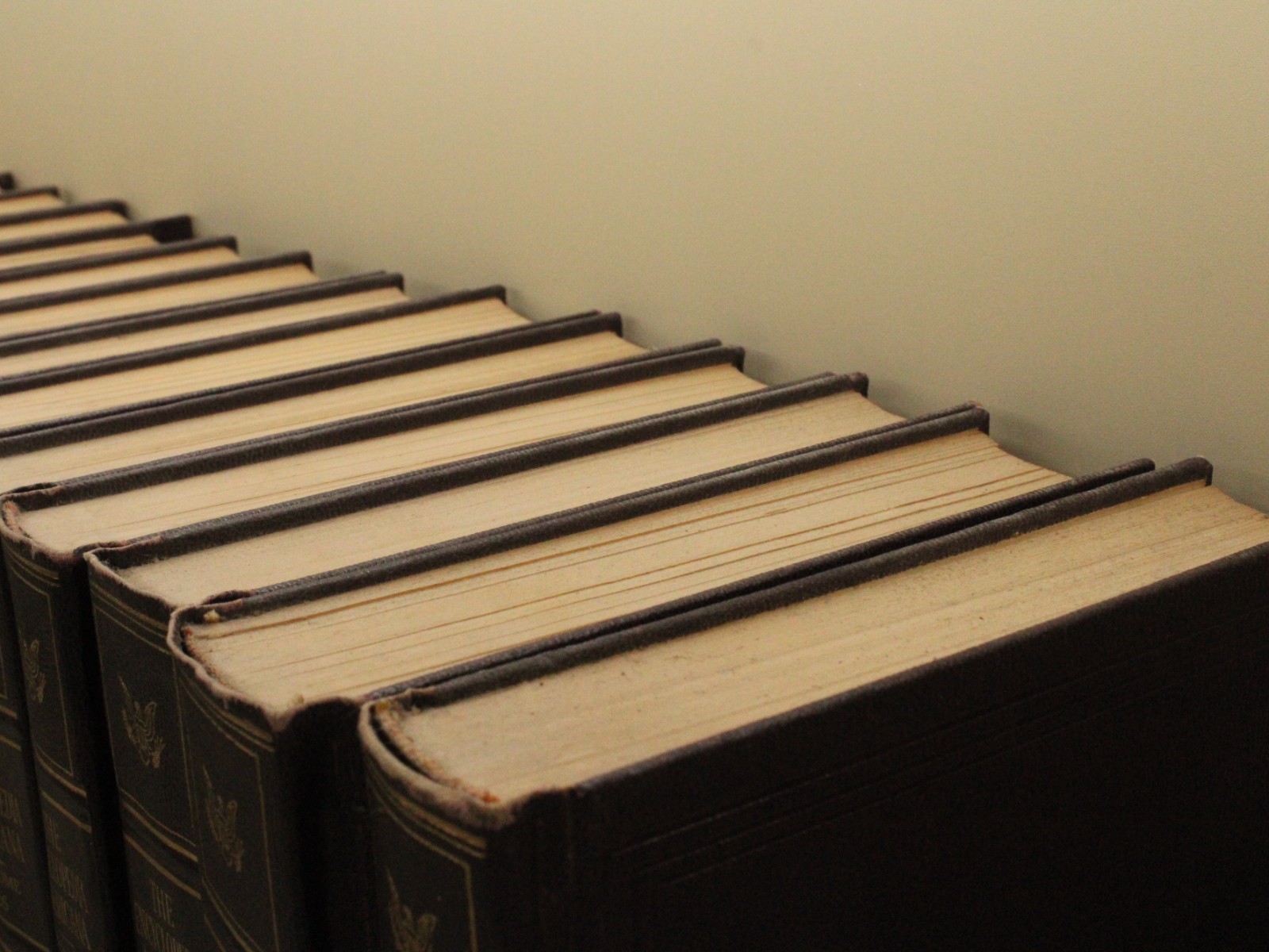 The Encyclopedia Americana 1958 Edition - Volume 1-30 Buy Individually - Image 4