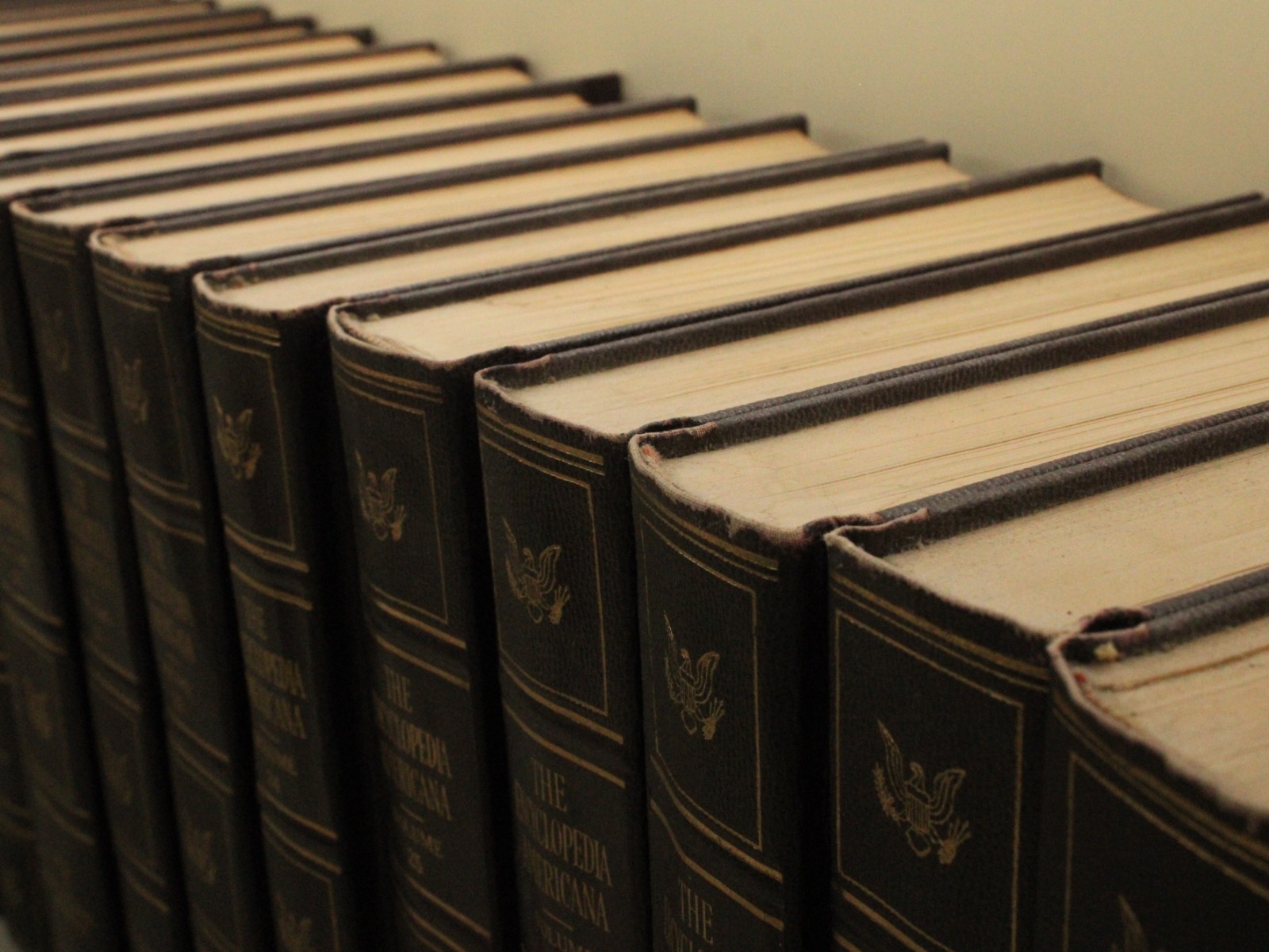 The Encyclopedia Americana 1958 Edition - Volume 1-30 Buy Individually - Image 8