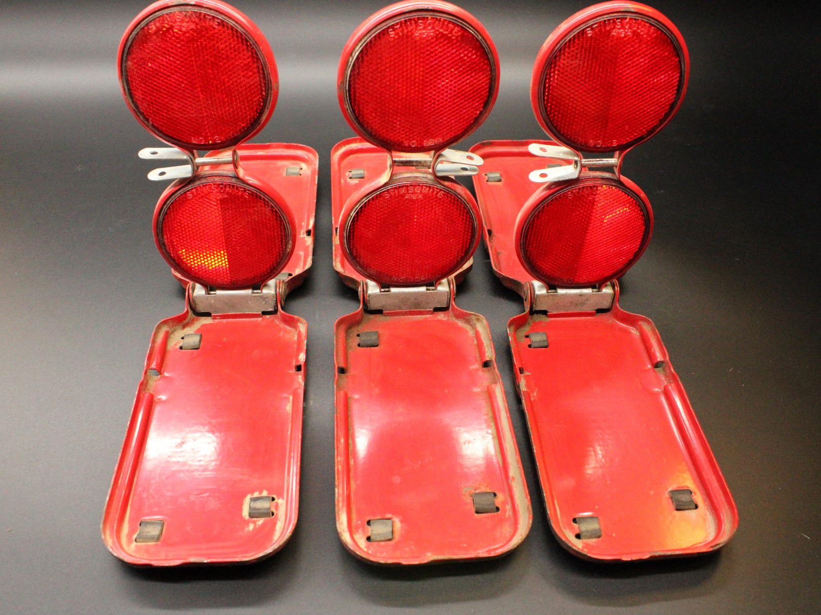 Miro-Flare Model F8 Miro-Flex Company Road Flare Emergency Reflectors (Set of 3)