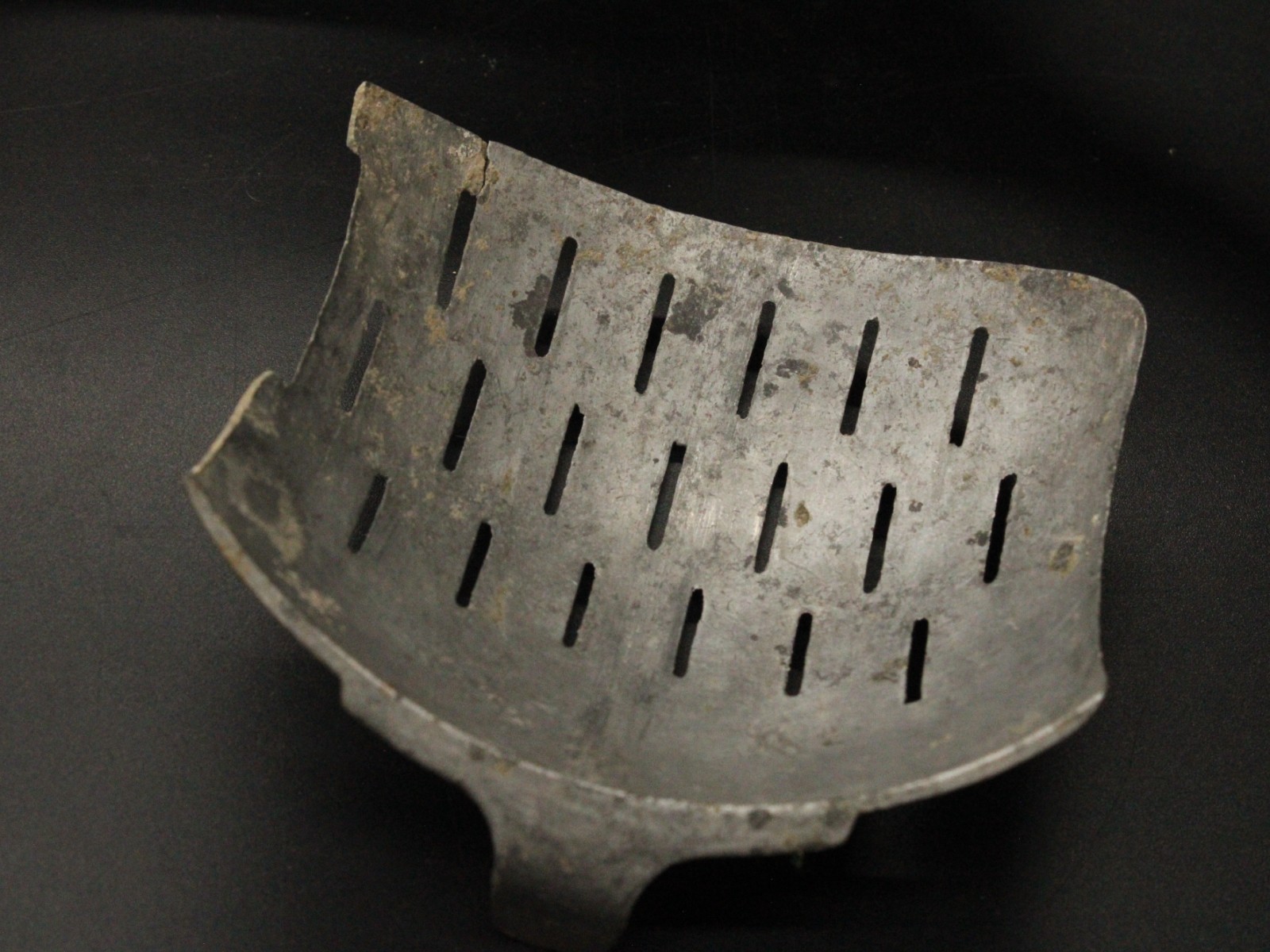 Vintage Wear Ever Aluminum Citrus Juice Squeezer Strainer Hand Press USA - Image 8