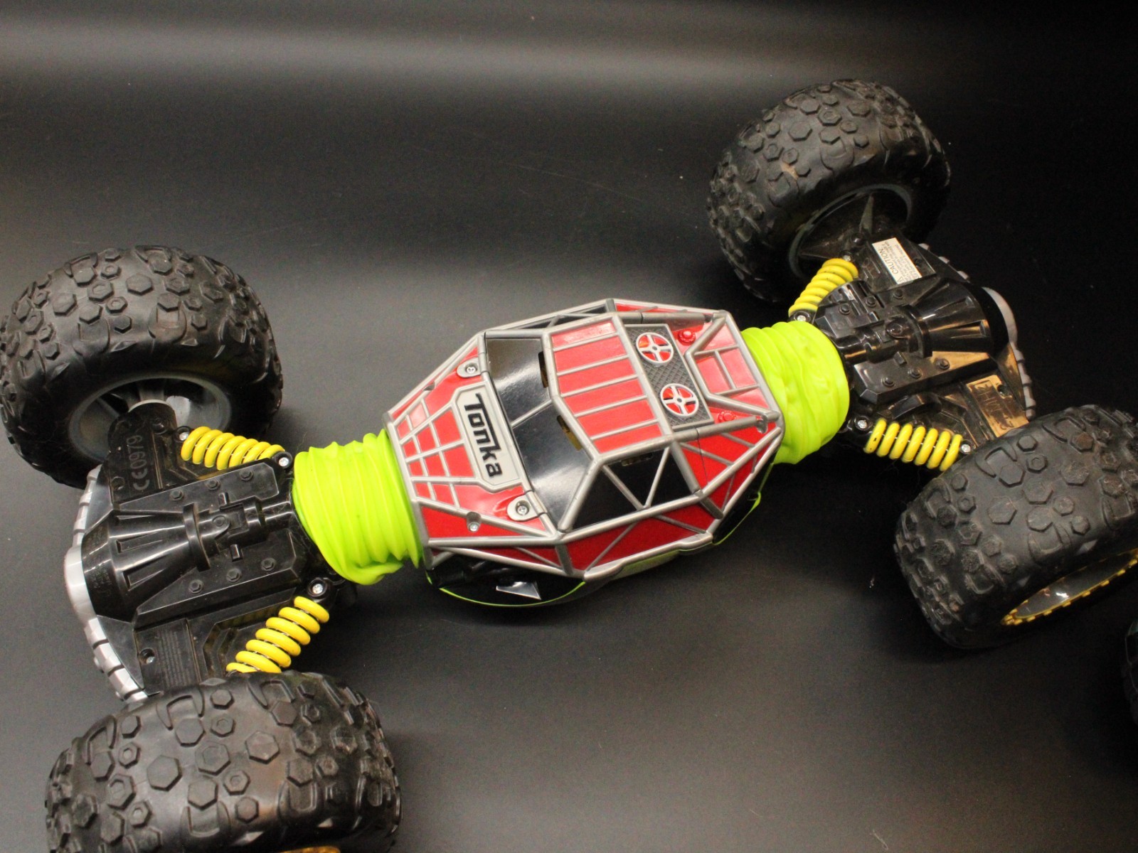 2009 Tonka Ricochet 4 X 4 Rock Crawler RC Car  - With Remote & Charger TESTED! - Image 18