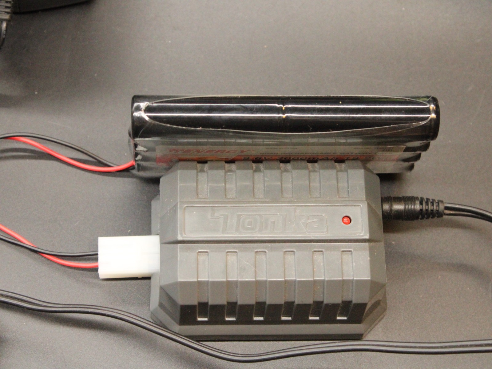 2009 Tonka Ricochet 4 X 4 Rock Crawler RC Car  - With Remote & Charger TESTED! - Image 23