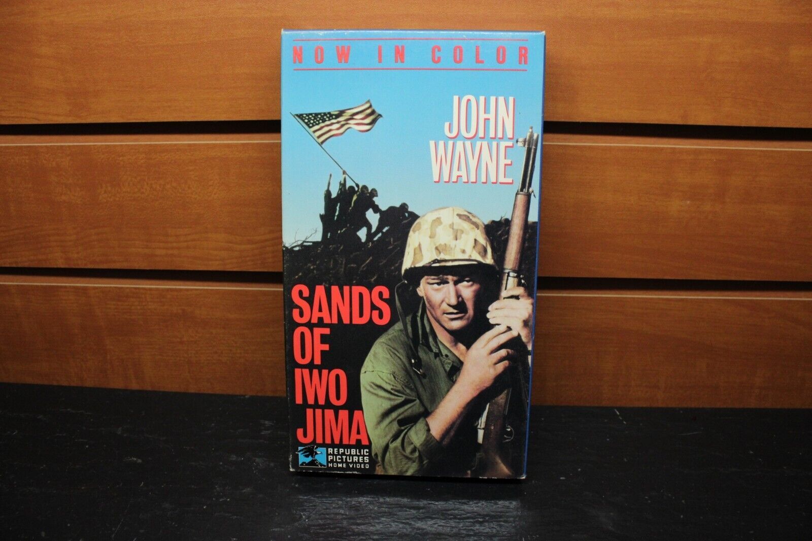 VHS "Sands of Iwo Jima" John Wayne, John Agar, Adele Mara (1949, 1988) Colorized
