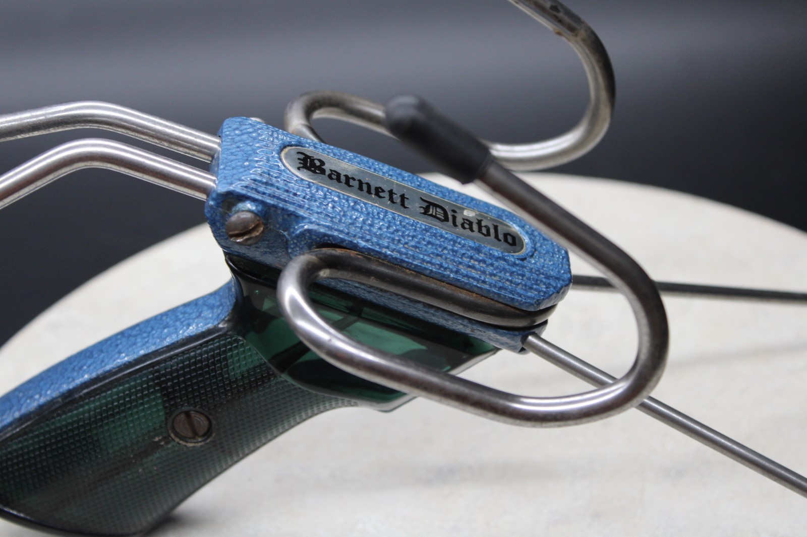 Vintage Slingshot - Barnett Diablo Wrist Roket Catapult With Pistol Grip - Image 8
