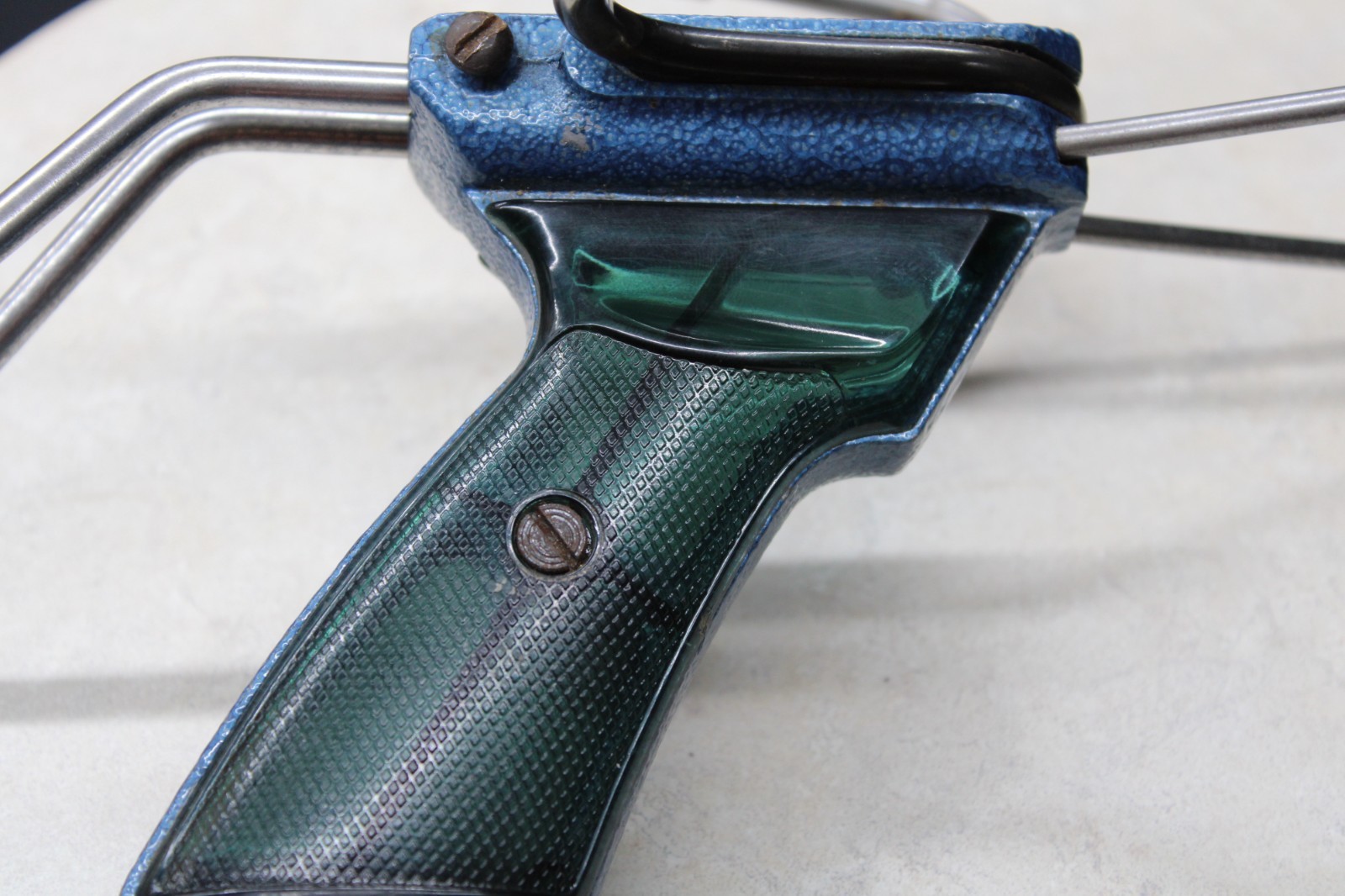 Vintage Slingshot - Barnett Diablo Wrist Roket Catapult With Pistol Grip - Image 11