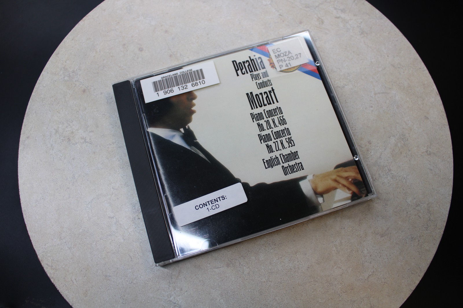 Perhia - Mozart Piano Concerto No 20 K 466 More