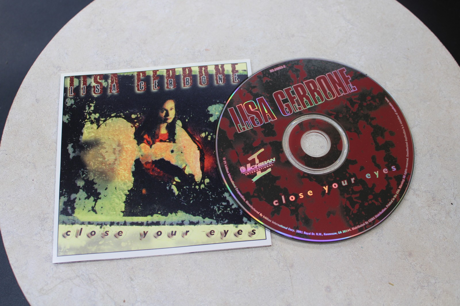 Lisa Cerbone - Close Your Eyes