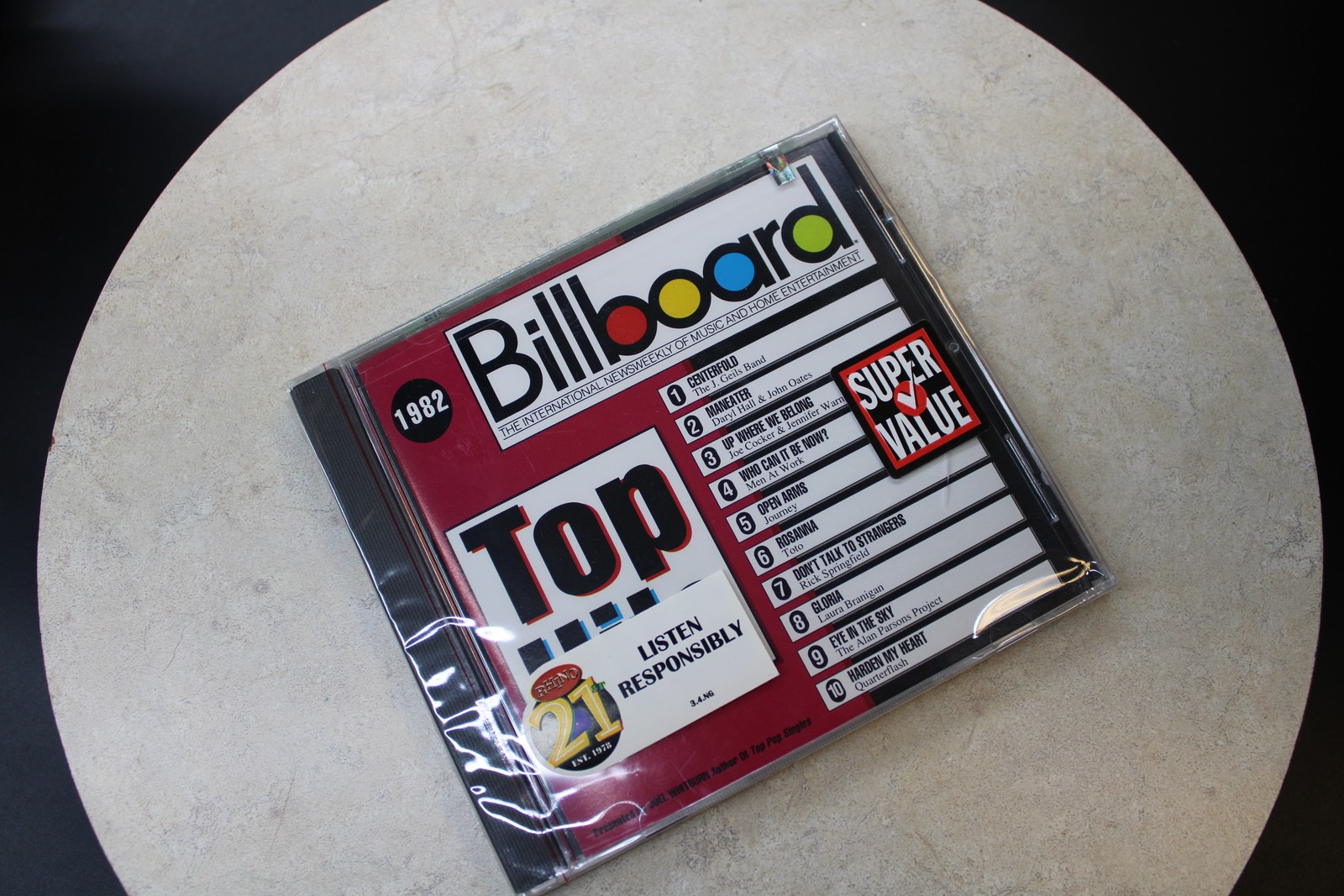 1982 Billboard - Top Hits (Case Crack)