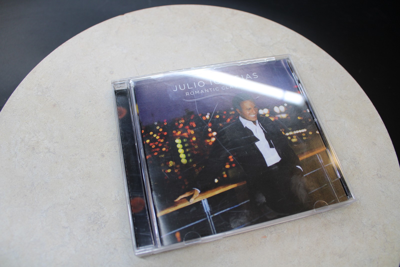 Julio Iglesias - Romantic Classics