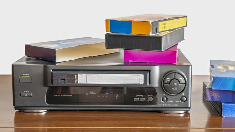 vhs player